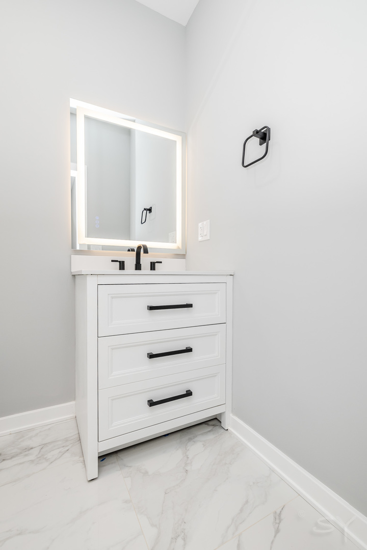 3119 West Flournoy Street Chicago IL 60612