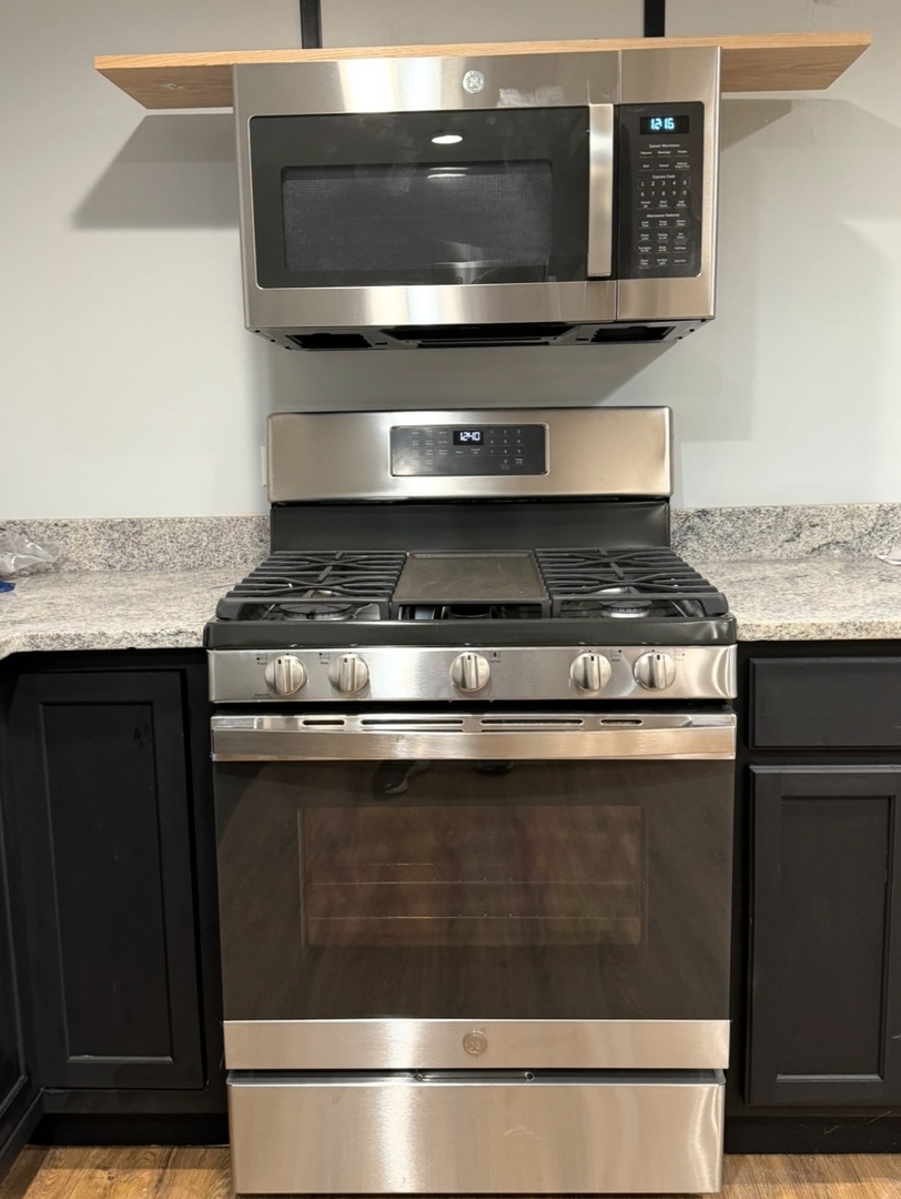 3432 West Cortland Street Chicago IL 60647