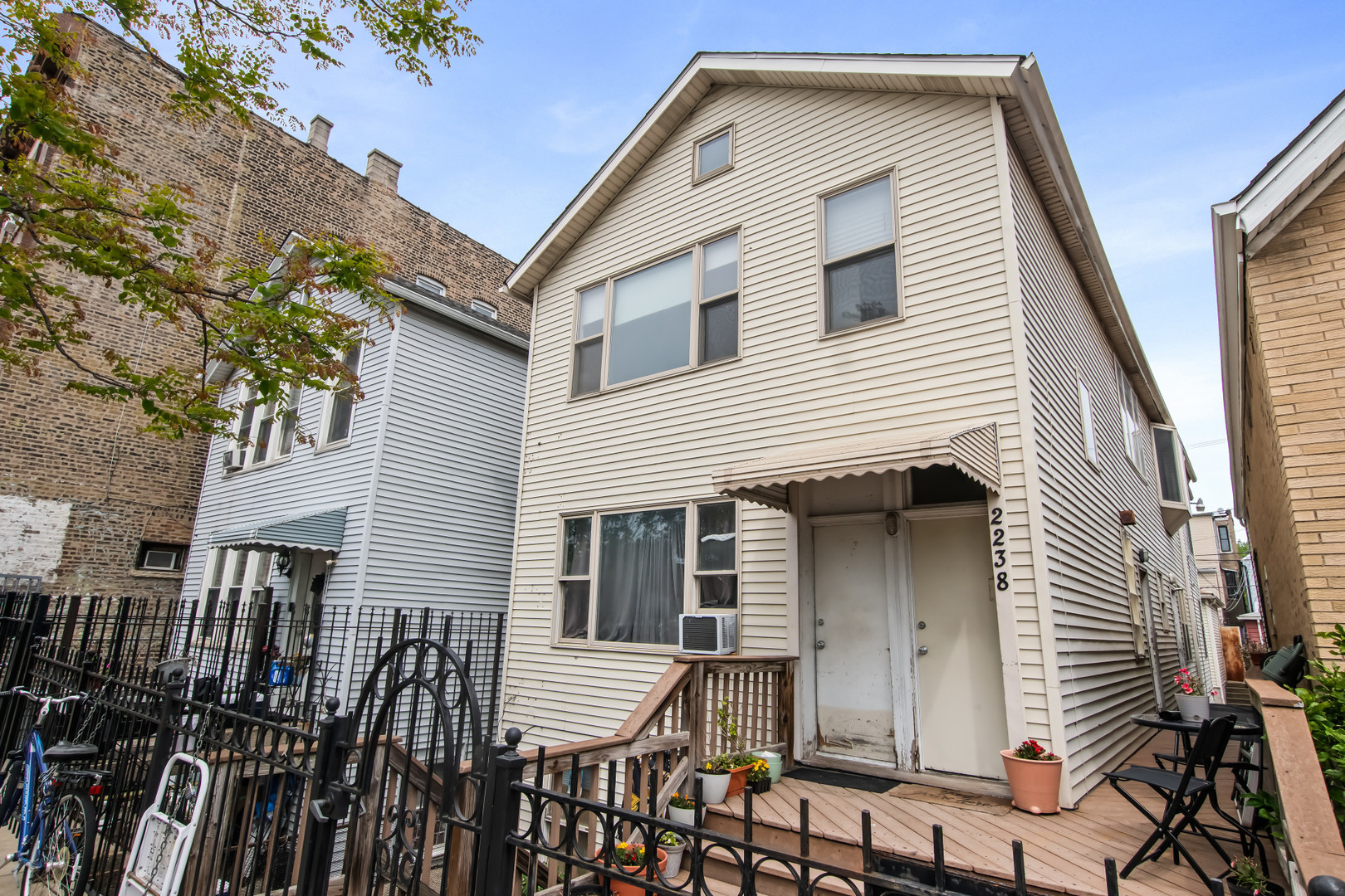 2238 West 21st Place Chicago IL 60608