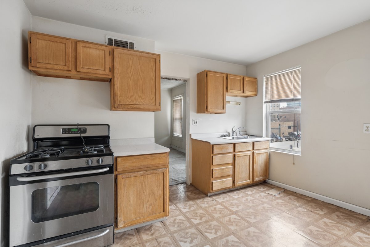 612 North Ogden Avenue Chicago IL 60642