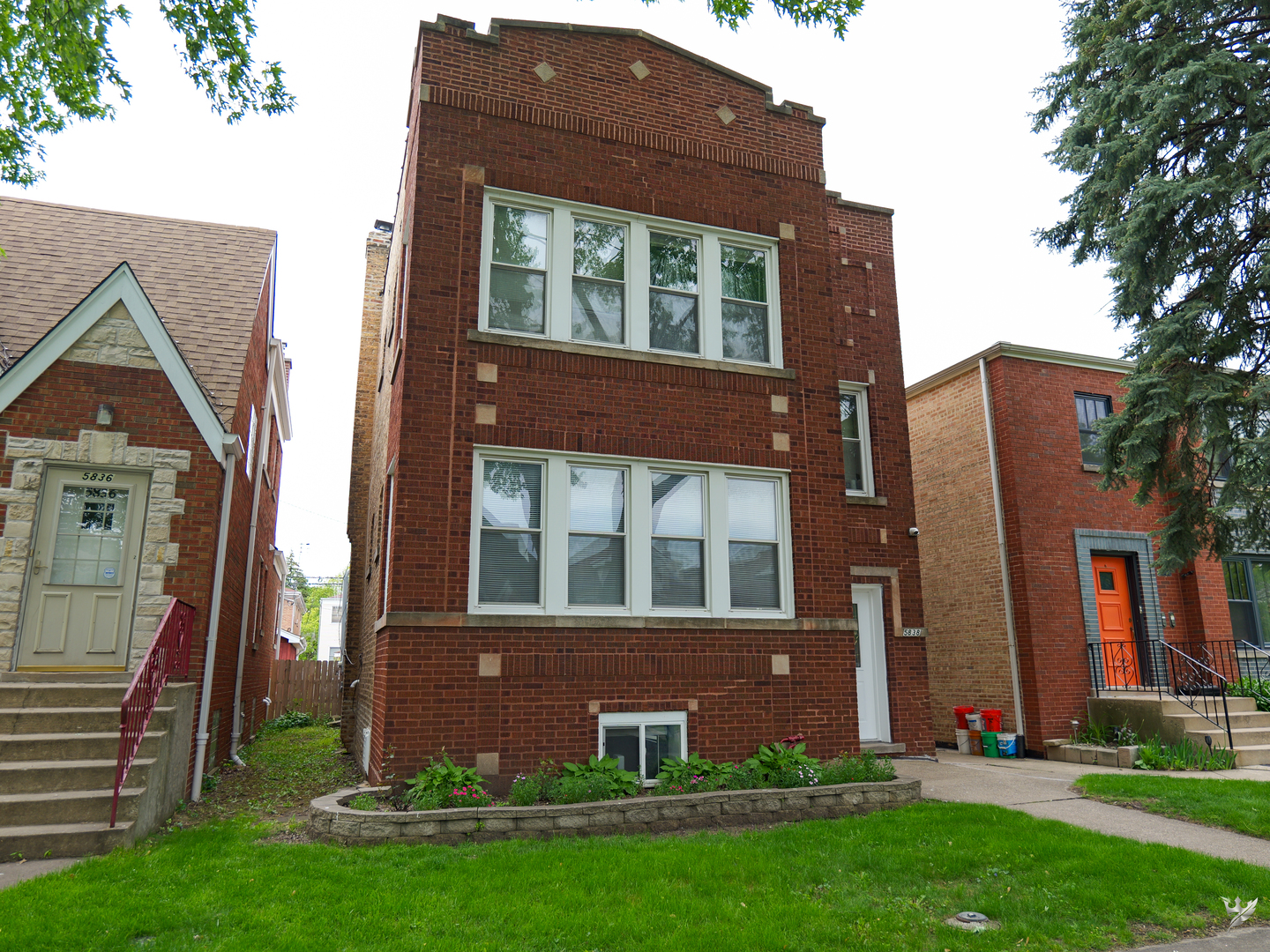 5838 North Mulligan Avenue Chicago IL 60646
