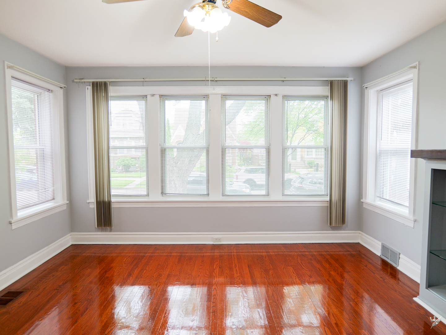 5838 North Mulligan Avenue Chicago IL 60646
