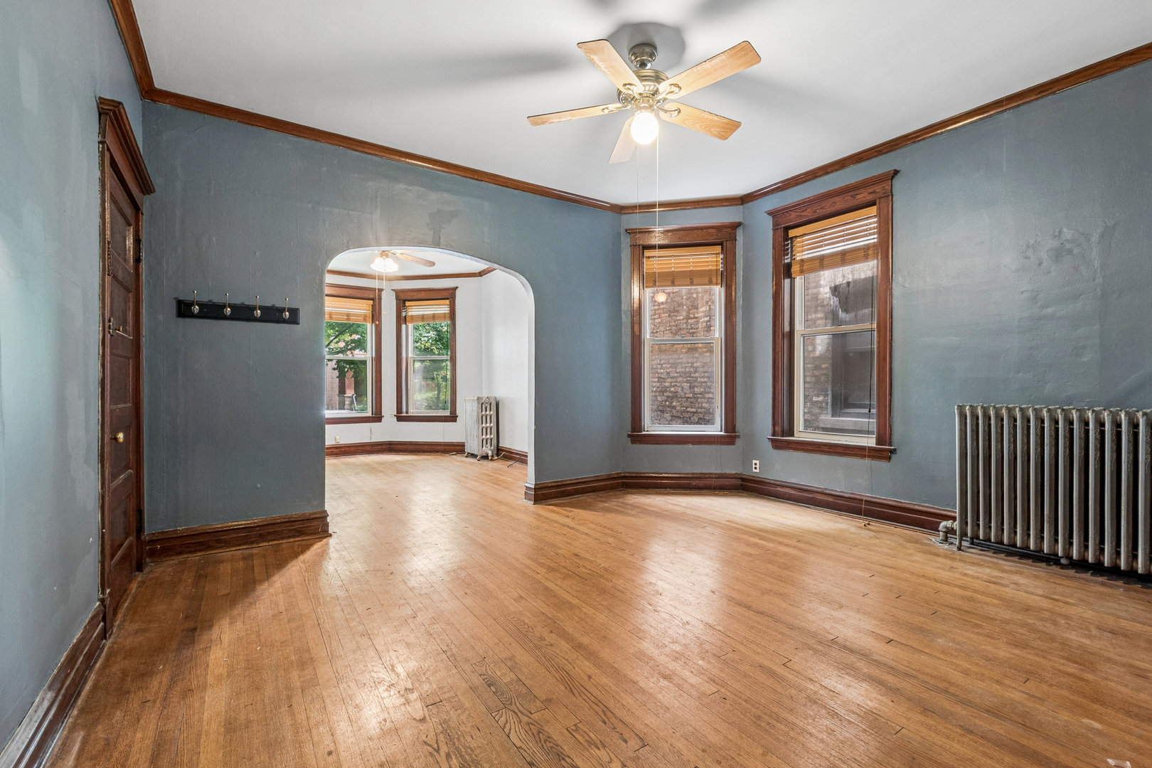 4734 North Artesian Avenue Chicago IL 60625