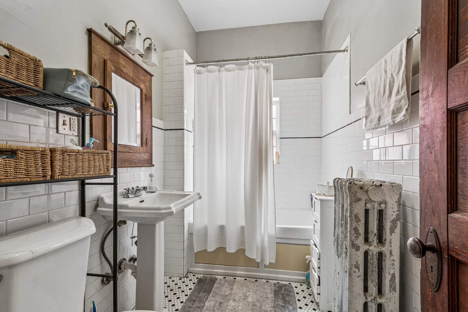 4734 North Artesian Avenue Chicago IL 60625