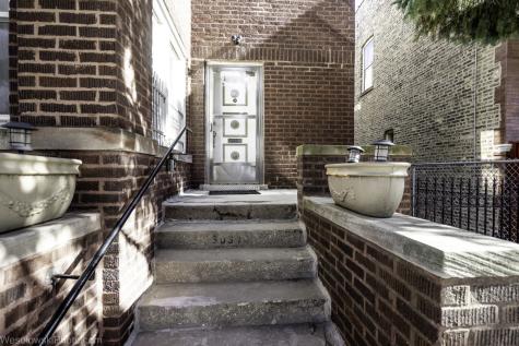 3039 North Haussen Court Chicago IL 60618