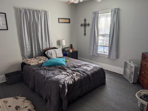 717 West Pleasant Street Freeport IL 61032