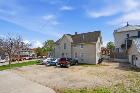 1324 7TH Avenue Moline IL 61265
