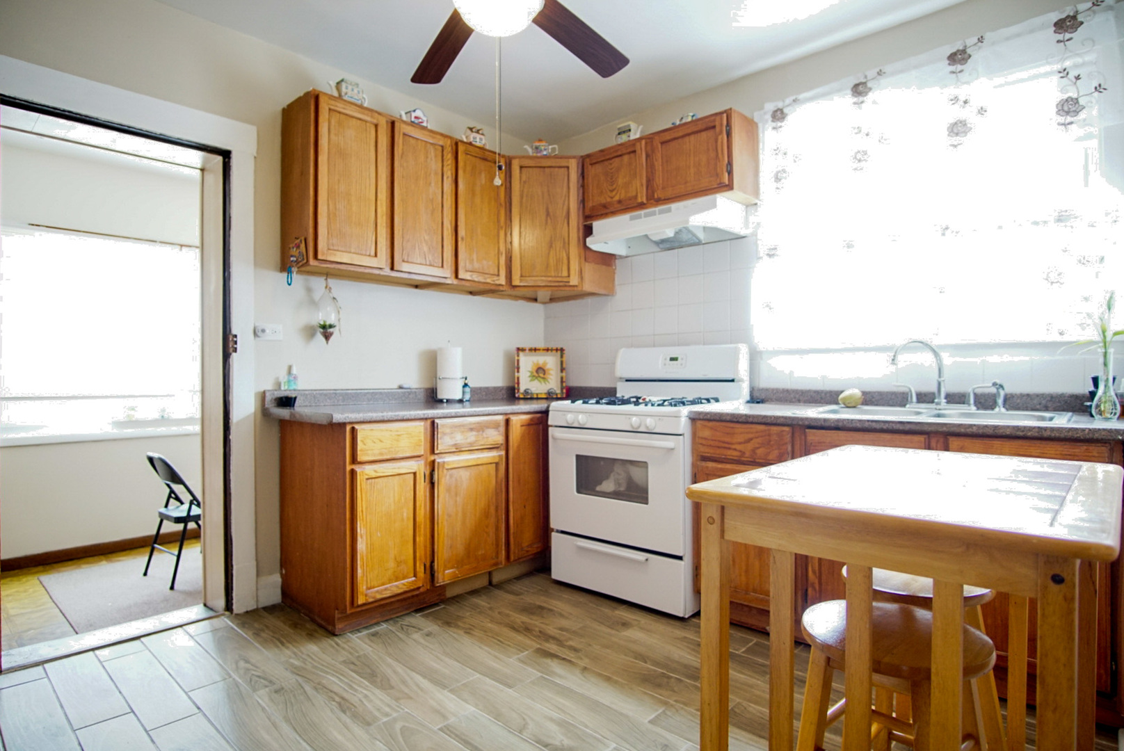 5224 West Deming Place Chicago IL 60639