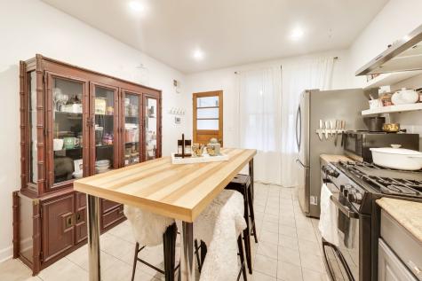 1331 West Norwood Street Chicago IL 60660