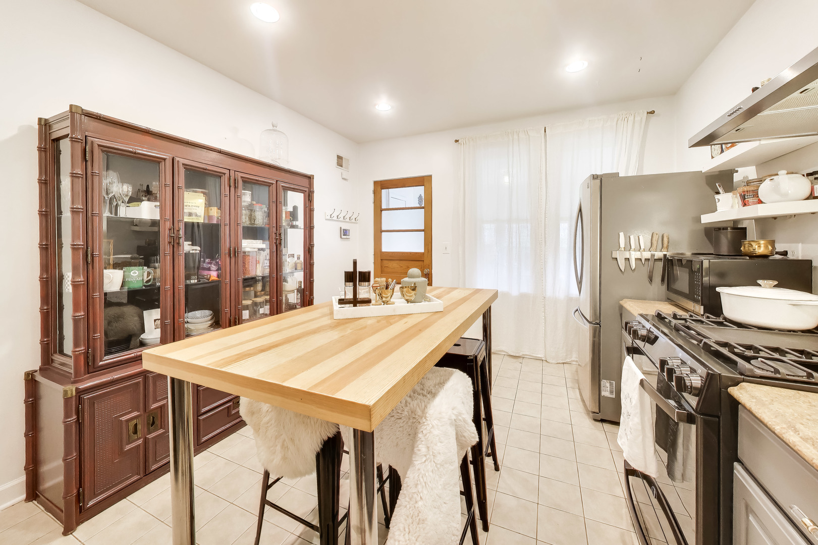 1331 West Norwood Street Chicago IL 60660