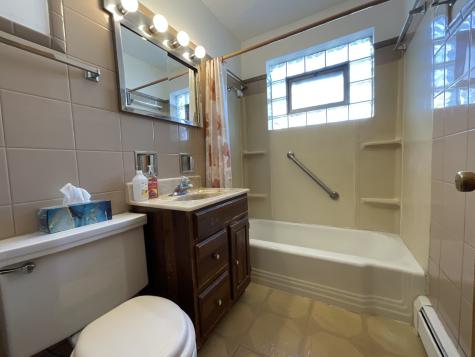 13839 South State Street Riverdale IL 60827