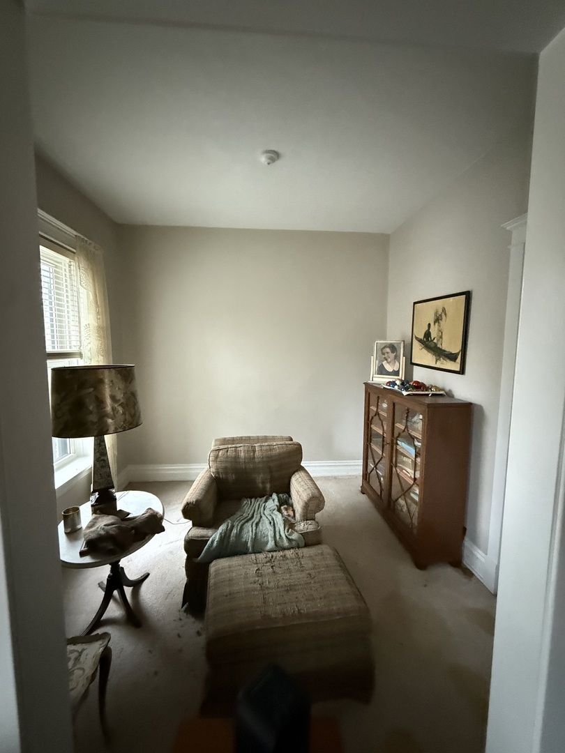 1325 West Cornelia Avenue Chicago IL 60657