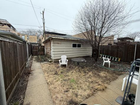 1325 West Cornelia Avenue Chicago IL 60657
