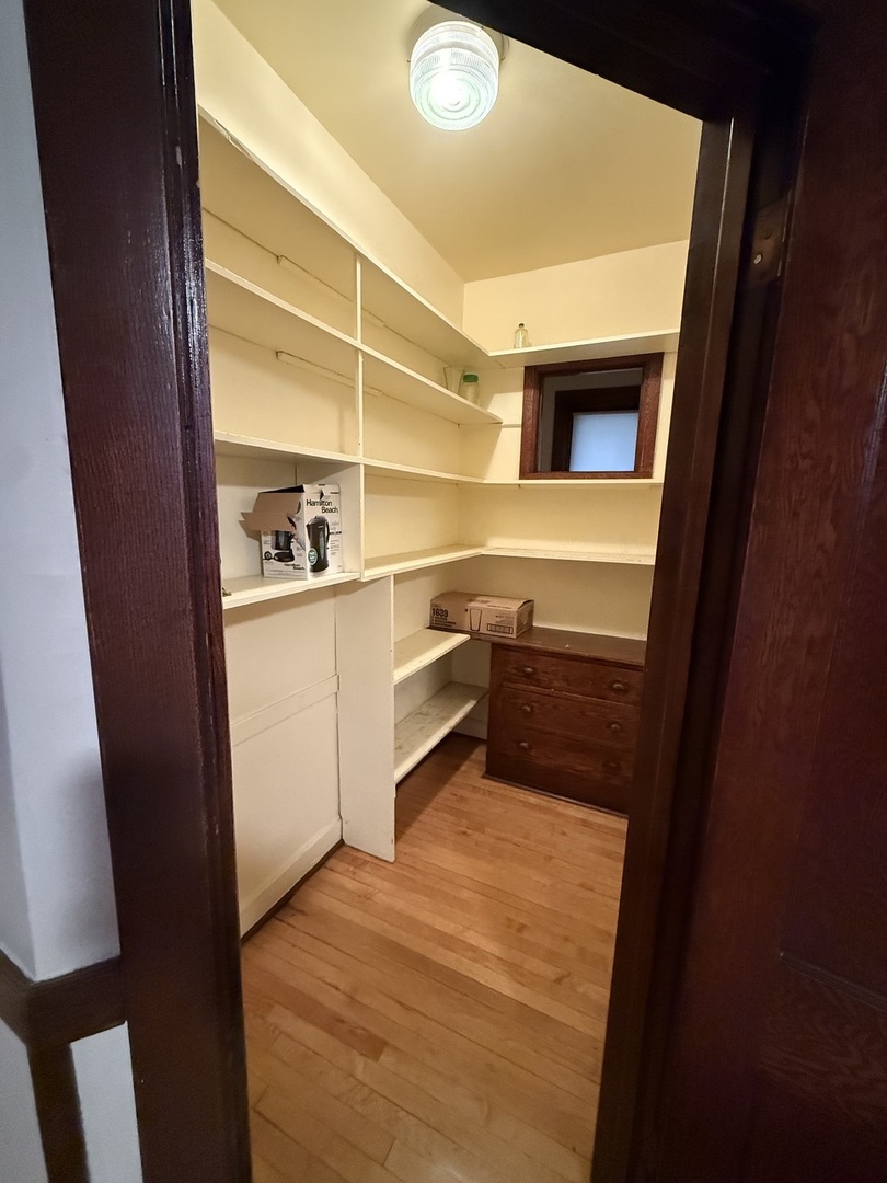 1325 West Cornelia Avenue Chicago IL 60657