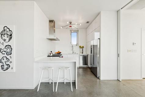 2054 West Grand Avenue Chicago IL 60612