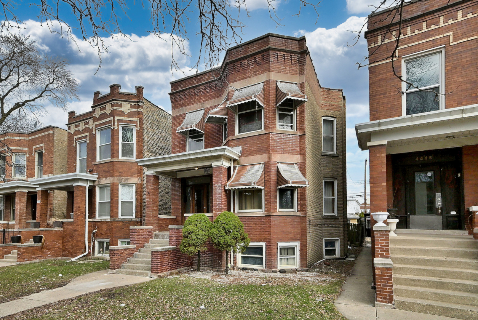 4450 West Altgeld Street Chicago IL 60639