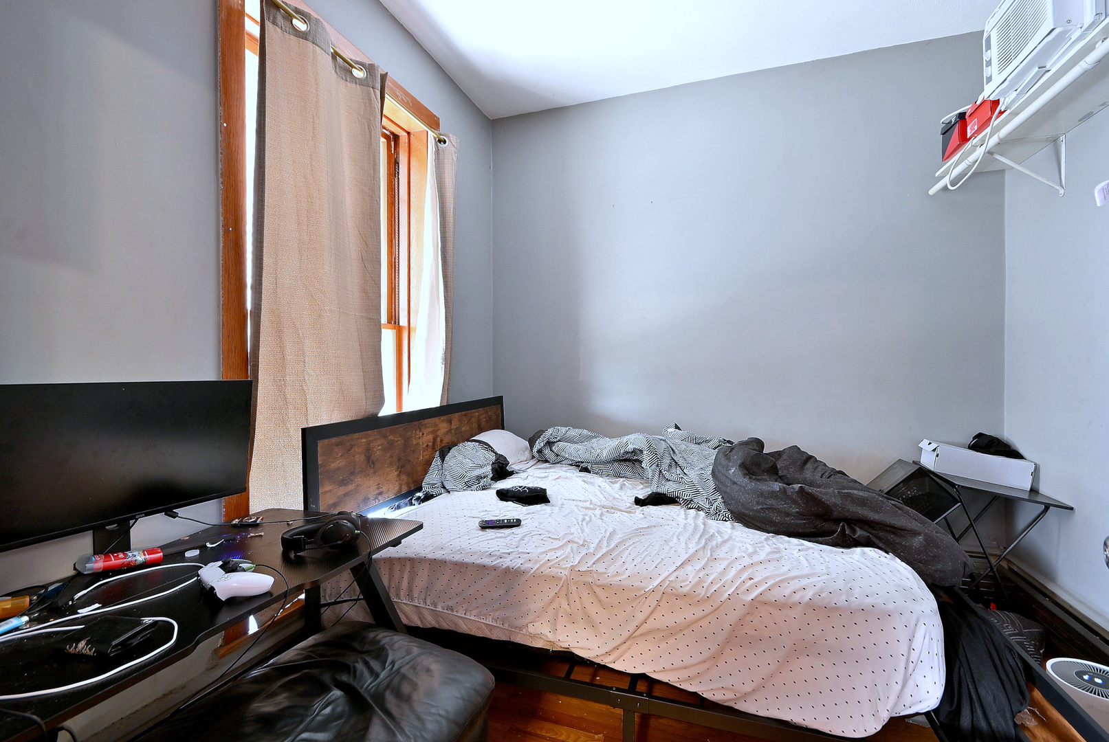 4450 West Altgeld Street Chicago IL 60639