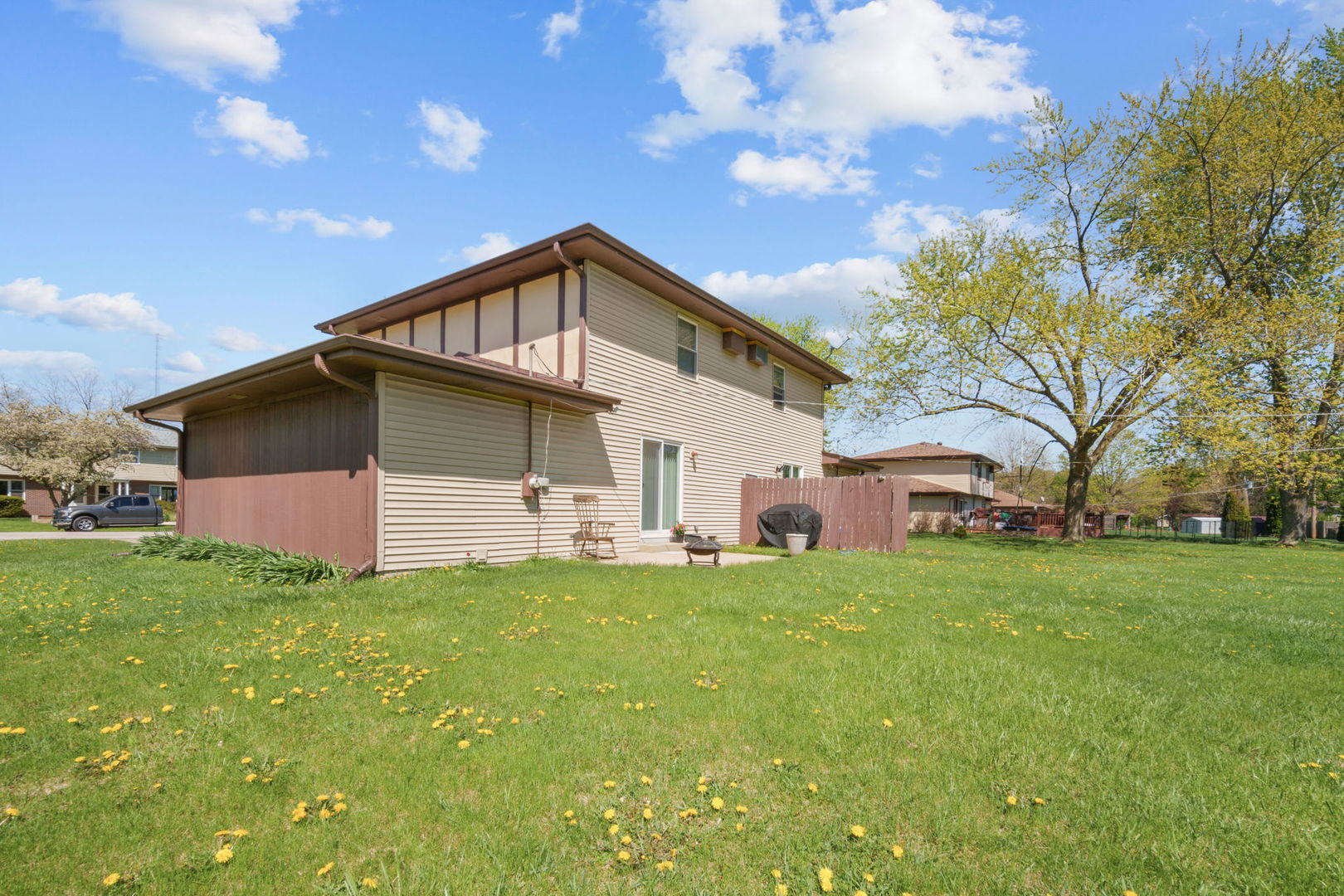 775-785 Gerten Avenue Aurora IL 60505