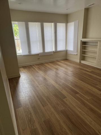 6728 South Langley Avenue Chicago IL 60637