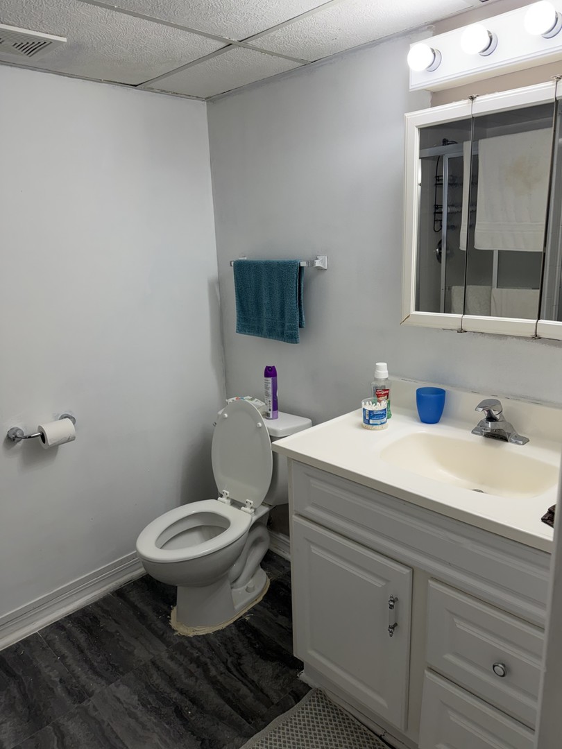 5475 North Monitor Avenue Chicago IL 60630