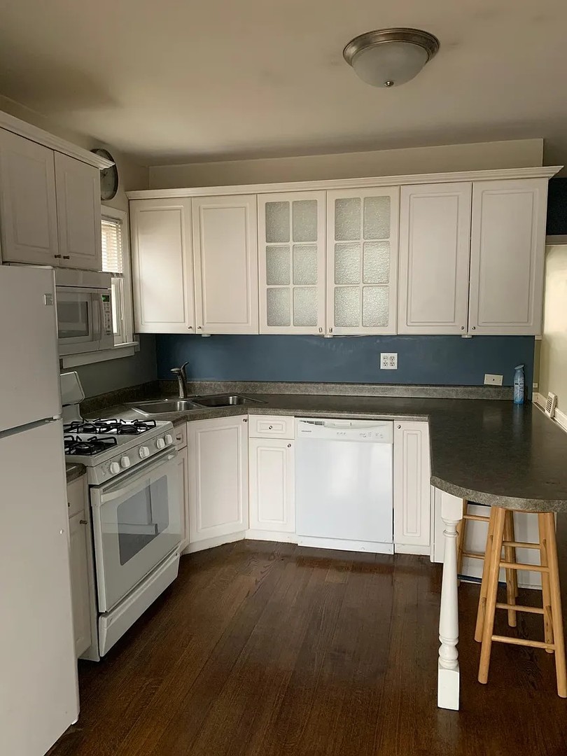 5475 North Monitor Avenue Chicago IL 60630