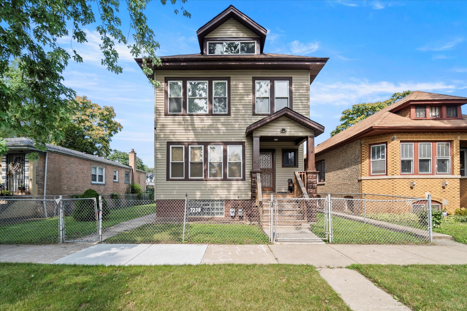 7238 South Wood Street Chicago IL 60636
