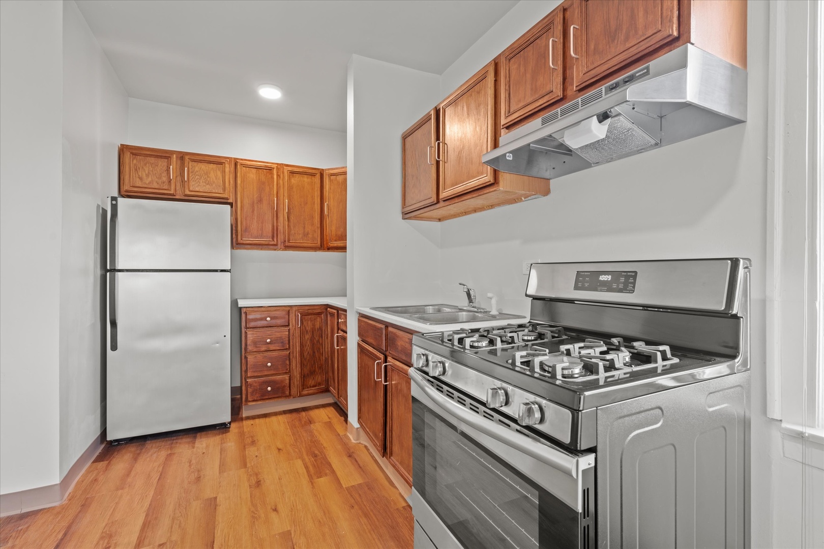 7238 South Wood Street Chicago IL 60636