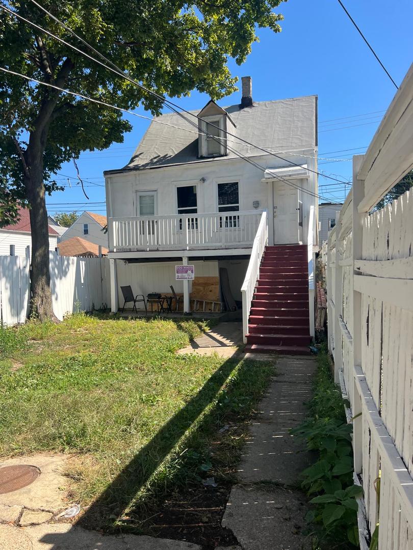 5243 South Maplewood Avenue Chicago IL 60632