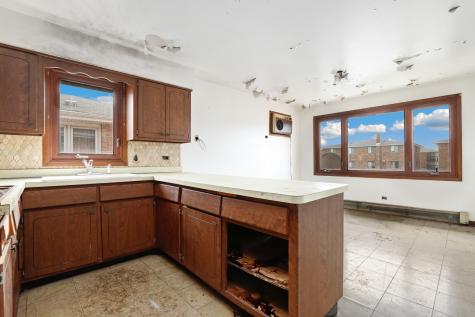 1633 Downs Drive Calumet City IL 60409