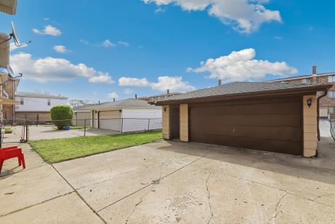 1633 Downs Drive Calumet City IL 60409