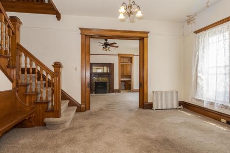 205 East Howard Street Pontiac IL 61764