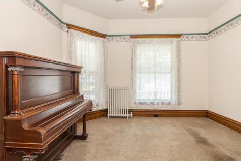 205 East Howard Street Pontiac IL 61764