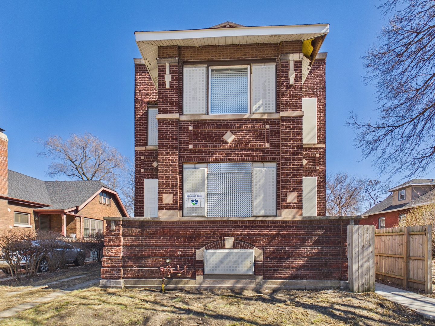 7339 South Bennett Avenue Chicago IL 60649