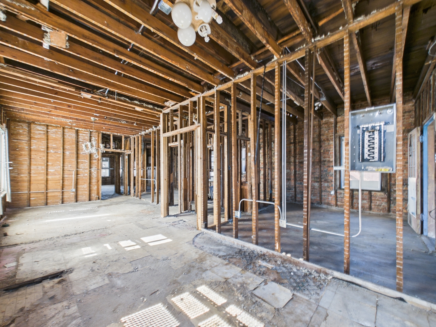 7339 South Bennett Avenue Chicago IL 60649