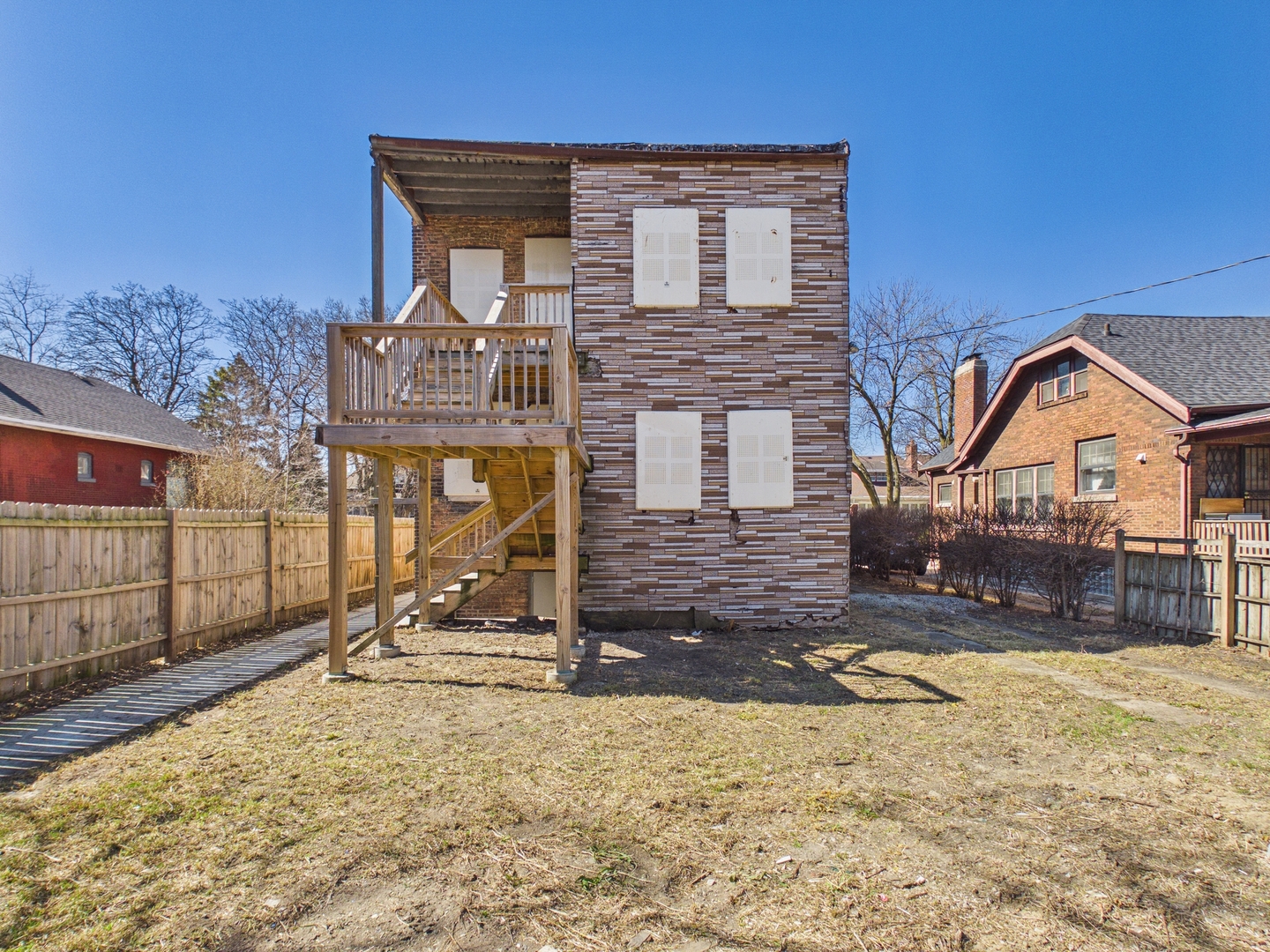 7339 South Bennett Avenue Chicago IL 60649
