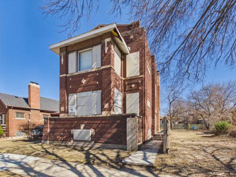 7339 South Bennett Avenue Chicago IL 60649