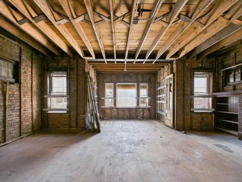 7339 South Bennett Avenue Chicago IL 60649