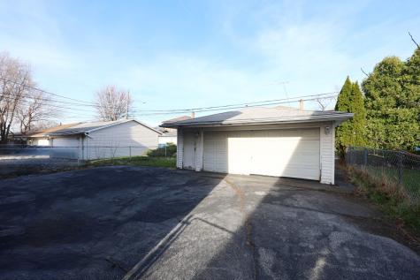 333 Luella Avenue Calumet City IL 60409