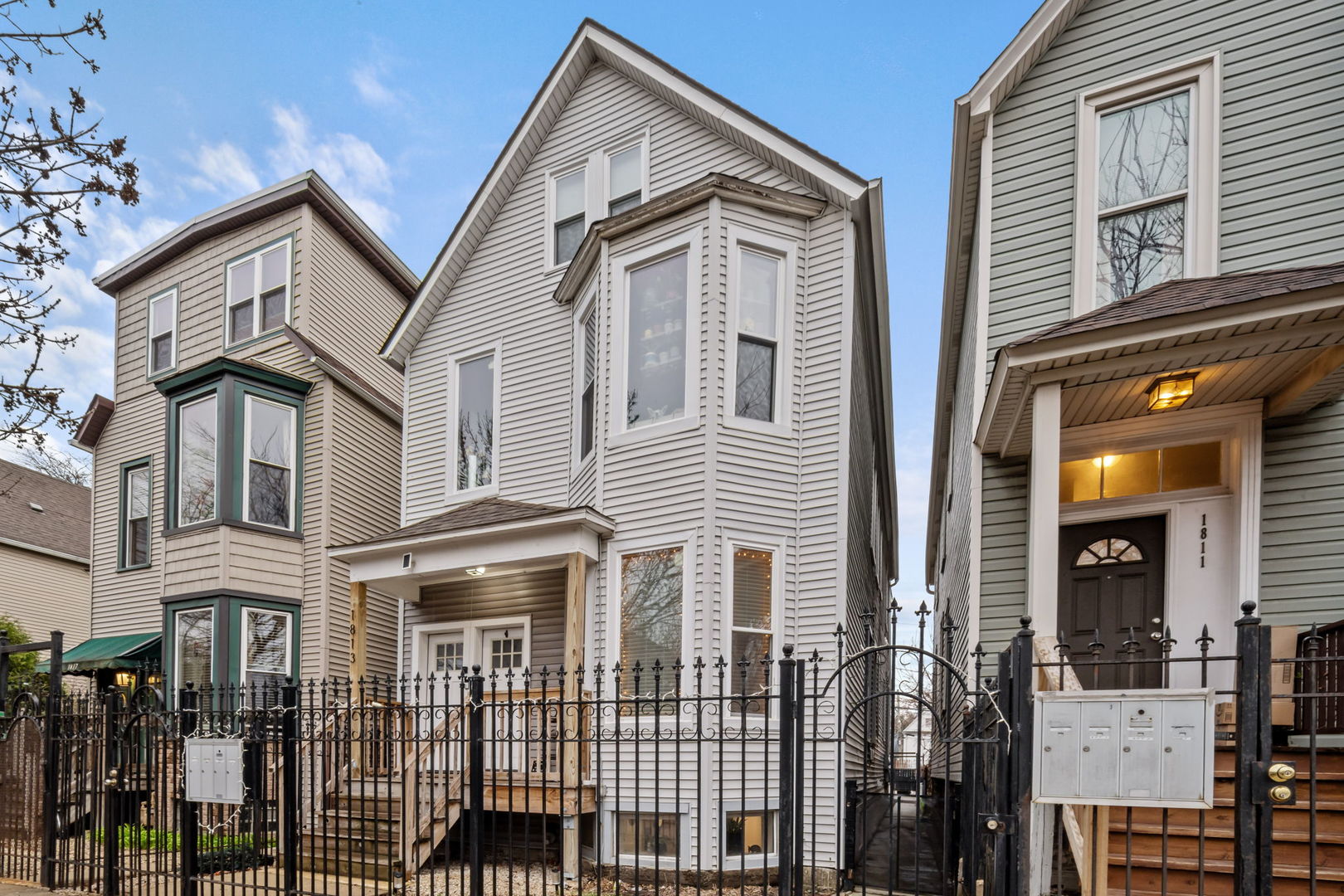 1813 North Kedzie Avenue Chicago IL 60647