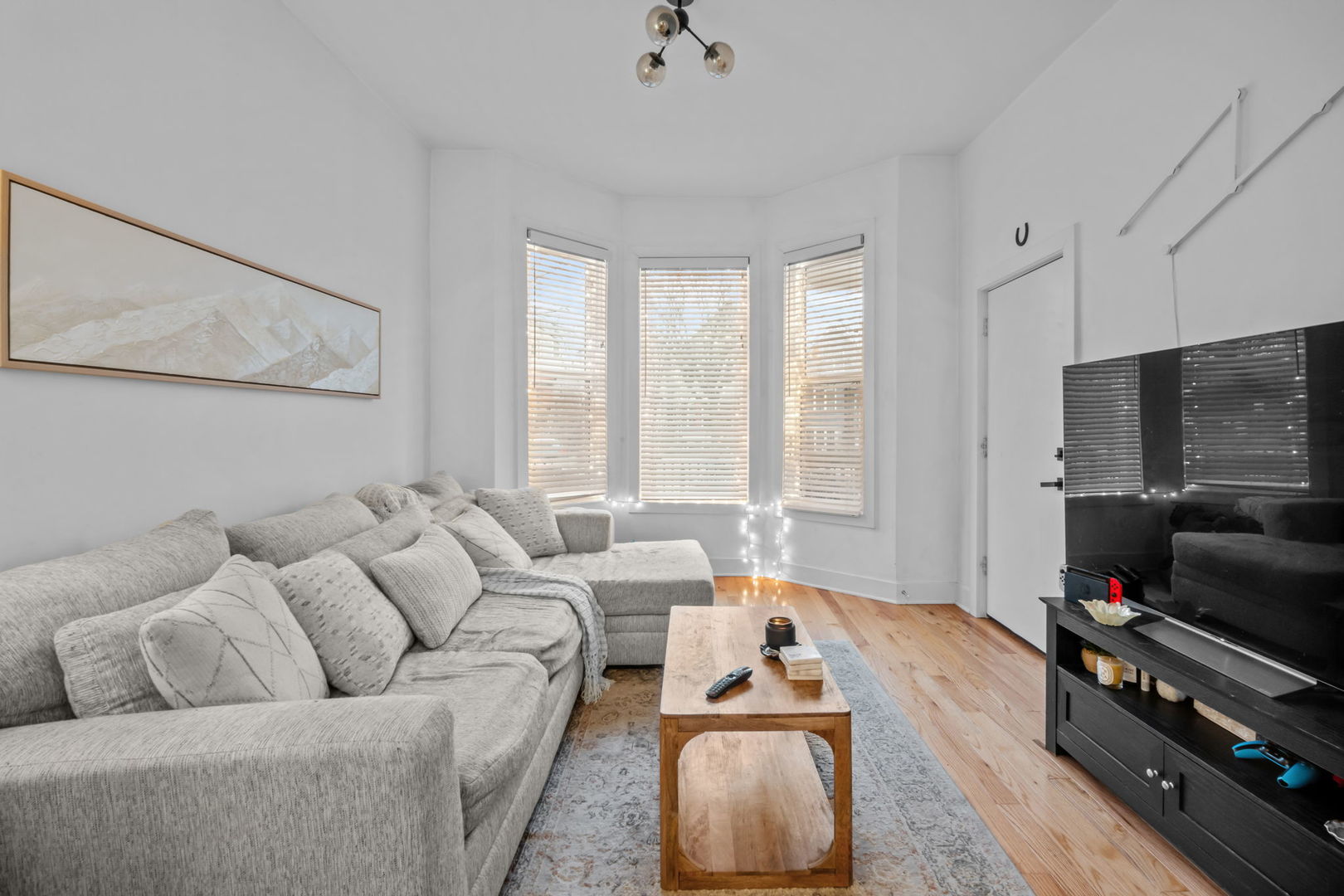 1813 North Kedzie Avenue Chicago IL 60647
