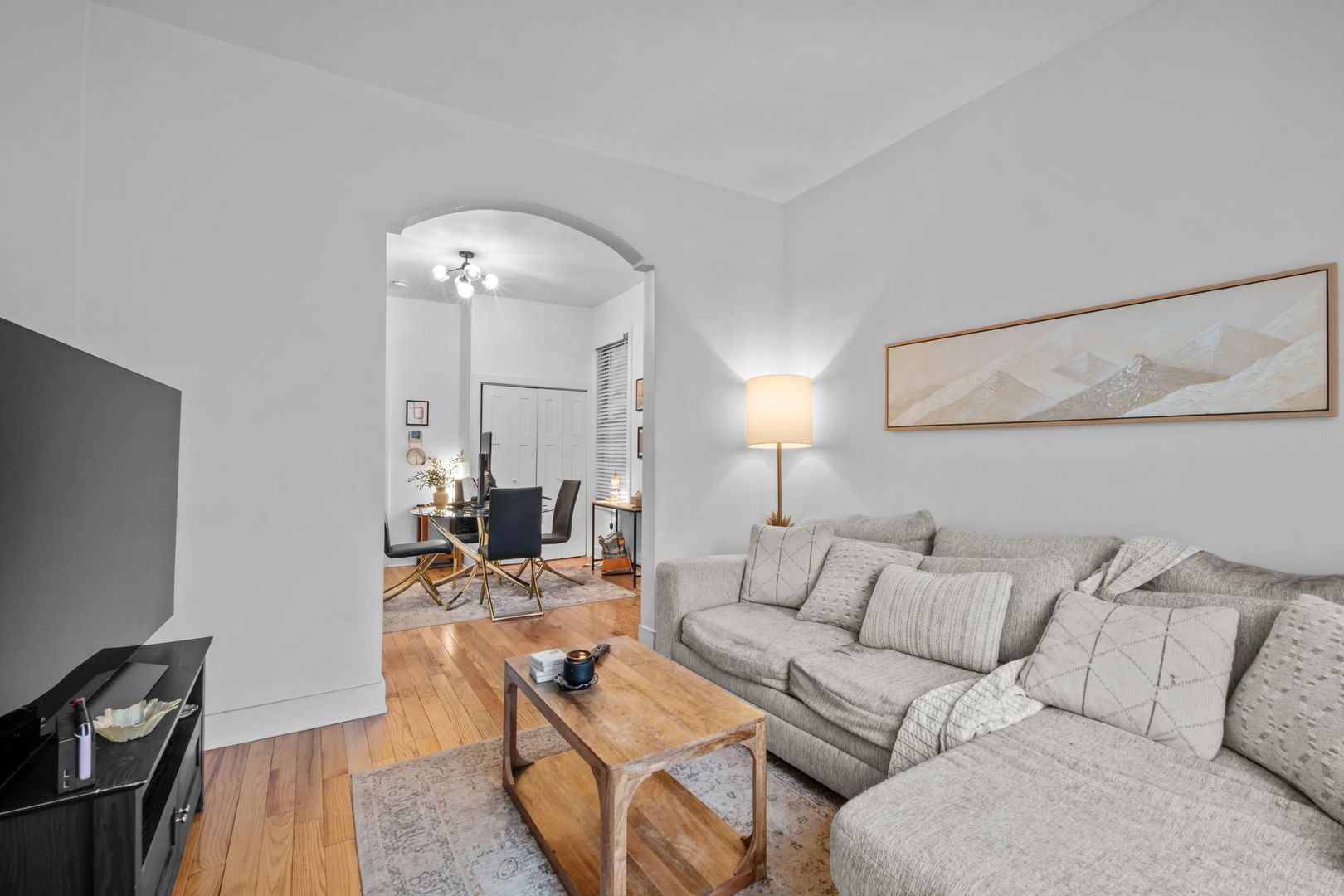 1813 North Kedzie Avenue Chicago IL 60647