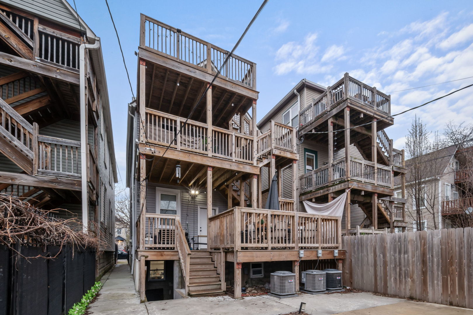 1813 North Kedzie Avenue Chicago IL 60647