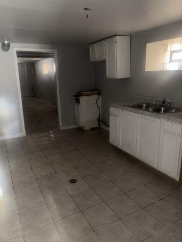 9338 South Marquette Avenue Chicago IL 60617