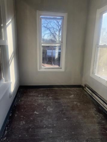 9338 South Marquette Avenue Chicago IL 60617