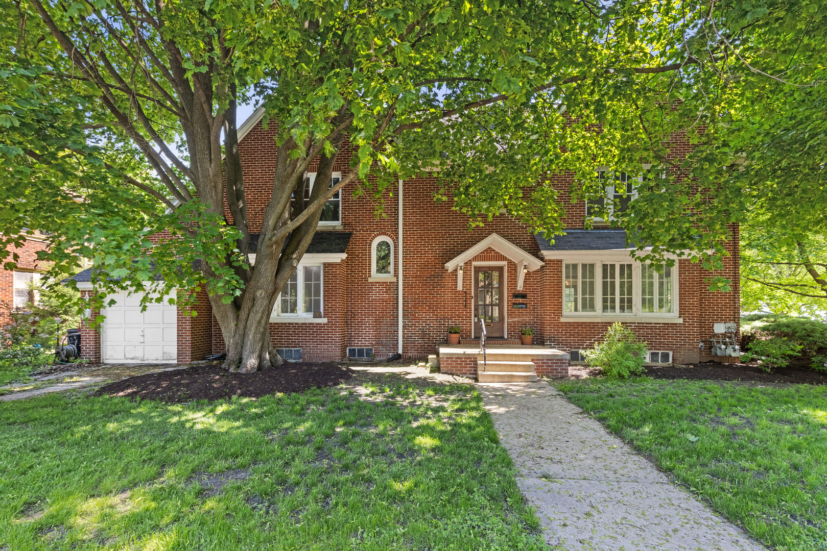 1206 Harlem Boulevard Rockford IL 61103