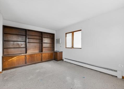 18235 Exchange Avenue Lansing IL 60438