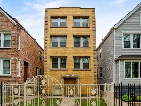 2832 North Mozart Street Chicago IL 60618