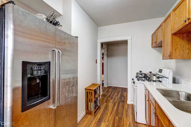 2832 North Mozart Street Chicago IL 60618