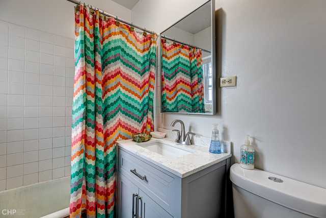 2832 North Mozart Street Chicago IL 60618