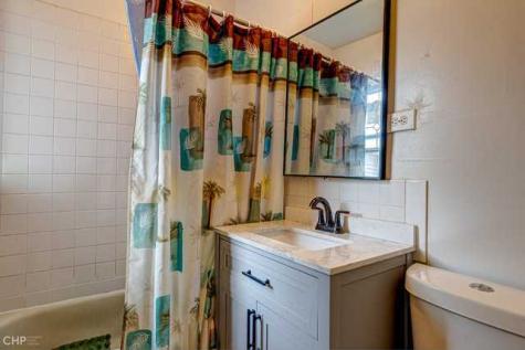 2832 North Mozart Street Chicago IL 60618